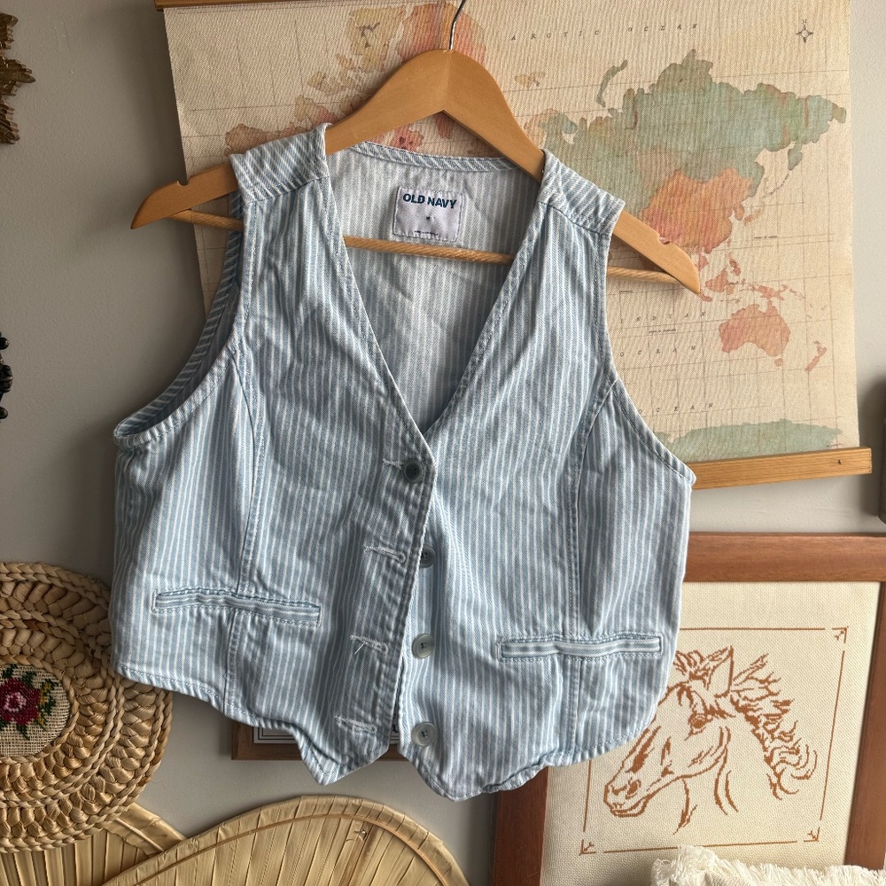 Old Navy Blue Pinstripe Denim Vest Size Medium 100% Cotton